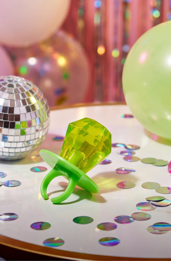 Green Ring Pop season 
is real and it’s here